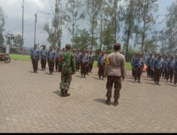 Tingkatkan Kemampuan dan Kedisiplinan, Babinsa Koramil 0819/26 Tosari Berikan Wasbang dan PBB.