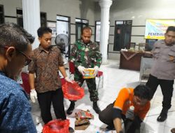 Wujudkan Lingkungan Sehat, Babinsa Beji Hadiri Sosialisasi Pengolahan Sampah.