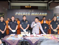 Polres Malang Berhasil Ungkap 16 Kasus Perjudian, Amankan 17 Tersangka.