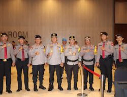 Kapolda dan Wakapolda Sulsel Pantau Langsung Debat Paslon II Pilkada Kepulauan Selayar.