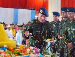 HUT ke-79 Brimob, Kapolri Kenang Pujian Atraksi Pasukan yang dihadiri Presiden Ke-7 Jokowi dan Presiden Ke-8 Prabowo.