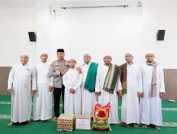 Kapolda Sulsel Silaturahmi ke Al Habib Husain: Jaga Persatuan untuk Pilkada Aman dan Damai.