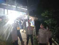 Personil Polsek Mamasa Laksanakan Pengamanan Kampanye Tatap Muka Calon Bupati Mamasa di Dusun Rantedambu Kabupaten Mamasa