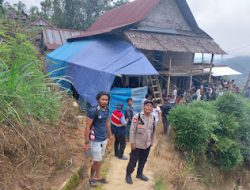 Personil Polsek Mambi Polres Mamasa Laksanakan Pengamanan Kampanye Tatap Muka Calon Bupati di Dusun Balatana
