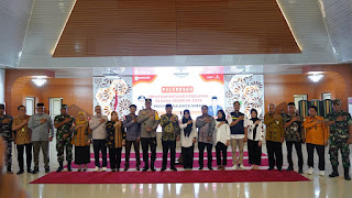 ede4dedd-409f-459d-aa69-c3924ca53d72.jpg