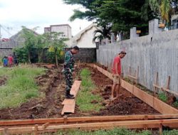 Demi Kelancaran Pembangunan, Babinsa Cek Lokasi Dapur Sehat