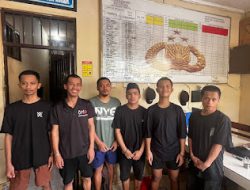 Sat Tahti Polres Polman Laksanakan Penjemputan Tahanan Titipan di Lapas ke Rutan Polres Polman setelah di Berikan Hak Memilih Dalam Pilkada Serentak 2024