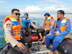 Sat Polair Polres Polman Laksanakan Patroli Laut di Sekitar Wisata Pantai Bahari