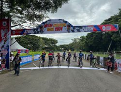 Wakapolres Polman Hadiri Kegiatan Event Criterium Race 2024 di Sirkuit Sport Center Polewali