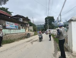 Sat Lantas Polres Mamasa Gelar Patroli Jalan Kaki untuk Tingkatkan Keamanan dan kelancaran Lalu Lintas
