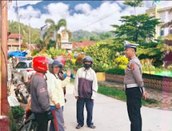 Unit Kamsel Sat Lantas Polres Mamasa Laksanakan Sosialisasi Tertib Lalu Lintas Terkait Undang-Undang Nomor 22 Tahun 2009