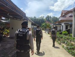 Kegiatan Patroli Jalan Kaki Sat Samapta Polres Mamasa Jaga Situasi Kamtibmas Tetap Kondusif di Wilayah Hukum Polres Mamasa