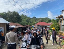 Sat Lantas Polres Mamasa Laksanakan Pengamanan di Pasar Malabo untuk Kelancaran Lalu Lintas