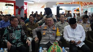 817c4cb3-908f-4128-be48-5502f9eba885.jpg