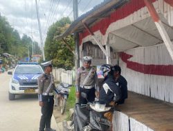 Satlantas Polres Mamasa Gelar Patroli Jalan Kaki Untuk Tingkatkan Keamanan Lalu Lintas