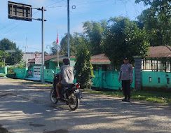 Personel Polsek Sumarorong Polres Mamasa Gelar Pagelaran Pasukan untuk Jaga Ketertiban dan Keamanan