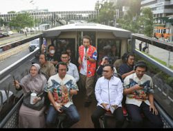 Transjakarta  Uji Coba Layanan Bus  Wisata Malam  Open  Top Taur Of Jakarta