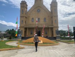 Sat Lantas Polres Mamasa Laksanakan  Potroli  Tempat Ibadah Minggu Untuk Menjaga  Ketertiban dan Kelancaran Lalu Lintas