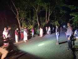 Personil Polsek Tinambung Mendatangi TKP Dugaan Tindak Pidana Pencurian dengan Kekerasan yang terjadi di jalan