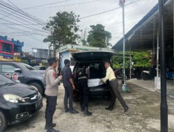 Personel Sat Samapta Polres Mamasa Kawal Dana Bank BPD dengan Aman