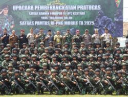 Dandim 0819 Pasuruan Hadiri Upacara Pemberangkatan Pratugas Satgas Banmin Yonzipur 10 Kostrad