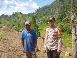 Bhabinkamtibmas Polsek Aralle Sambangi Desa Kabae untuk Pantau Situasi Kamtibmas