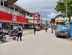 Polres Mamasa Gelar Patroli Jalan Kaki Pastikan Keamanan Masyarakat Tetap Kondusif