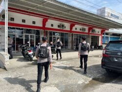 Ciptakan Rasa Aman Bagi Warga Sat Samapta Polres Pasangkayu Gelar Patroli Jalan Kaki