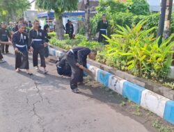 Kompak, Polres Pasuruan Kota Bersih – bersih Sampah Bersama Ratusan Pesilat dari Berbagai Perguruan