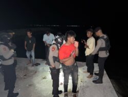 Patroli Jalan Kaki Satuan Samapta Polres Majene Sasar Kerumunan Warga