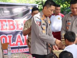 Kapolresta Mamuju Gelar Bakti Sosial di SDN Bayor-Bayor