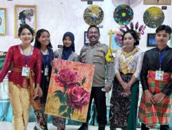 Bhabinkamtibmas Polsek Baras Amankan Kegiatan Pameran Seni Rupa dan Kerajinan Tangan SMA 1 Bulutaba