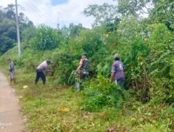 Gotong Royong di Wilayah Hukum Polsek Aralle Warga dan Aparat Bersinergi Perbaiki Jalan