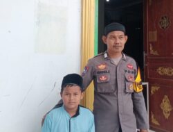 Personel Gabungan Polsek dan Koramil Mambi Amankan Pelaksanaan Salat Jumat di Masjid Raya Mambi