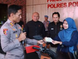 Polisi Kembalikan Motor Korban Curanmor Oleh Sepasang Kekasih di Ponorog