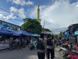 Jamin Keamanan di Pusat Keramaian Jelang Berbuka, Puluhan Personel Polres Majene Disiagakan