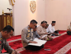 Kapolres Majene Gelar Tadarusan Bersama untuk Tingkatkan Iman dan Takwa di Bulan Ramadhan
