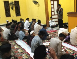 Kapolsek Sendana Hadiri Buka Puasa Bersama dan Sampaikan Himbauan Kamtibmas di Masjid Babussalam Mosso Dhua