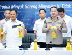 Polri Ungkap Kecurangan Minyak Goreng di Depok, Ribuan Liter Disita.