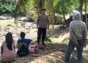 Bhabinkamtibmas Melakukan Patroli Sambang di Kawasan Wisata Bambatunu