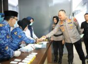 Tegas dan Bersih, 39 Pejabat Utama Polresta Malang Kota Jalani Tes Urine Usai Upacara Kebangkitan Nasional