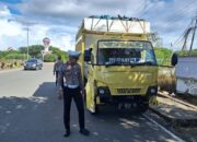 Pastikan Arus Lalu Lintas Tetap Lancar, Kanit Turjawali Sat Lantas Polres Pasangkayu Pimpin Anggotanya Laksanakan Patroli