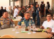 Nikmat Indahnya Laut Kota Makassar, Danlantamal VI Hadiri Coffee Sunset Pelindo Regional 4.