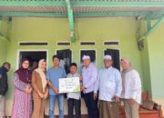 Warga Desa Sukatani Terima Santunan Jaminan Kematian, Kepala Desa dan Ketua PKK Turut Hadir