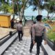 Libur Akhir Pekan, Personel Samapta Polres Majene Intensifkan Patroli Kamtibmas di Objek Wisata Pantai