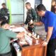 Staf Intel Kodim 0819 Pasuruan Gelar Tes Urine guna Cegah Peredaran Narkoba