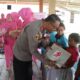 Kapolres Pasangkayu Berkunjung Dan Memberikan Bansos Kepada Masyarakat Dusun Saloraya Dalam Rangka Hari Bhayangkara Ke-79