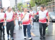 Danlantamal VI Ikuti Bhayangkara Run   Peringatan Hari Bhayangkara ke-79 tahun 2025