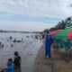 Sat Polair Polres Polman Monitoring Kegiatan Masyarakat di Pantai Bahari Polewali