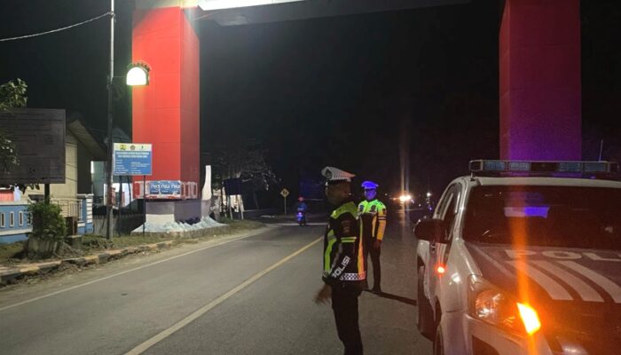 Cegah Pelanggaran dan Balap Liar, Satlantas Polres Majene Gelar Patroli Blue Light di Titik Rawan
